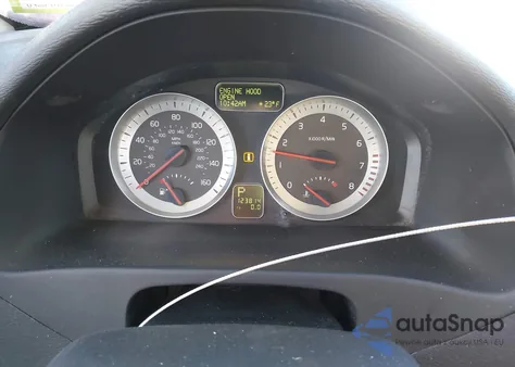 2011 Volvo C70 T5 from USA, damaged, VIN YV1672MC1BJ117437